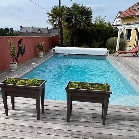 Le Clos Du Lupin Saint-Coulomb Eksteriør billede